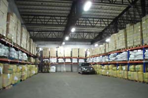 兩岸通貨運物流公司 物流倉庫出租倉儲出租費用微型小型倉庫出租運輸物流倉儲服務業貨運公司